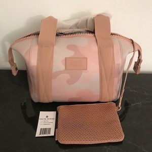 SOLD. NWT Dagne Dover Landon Carryall - Small Pink